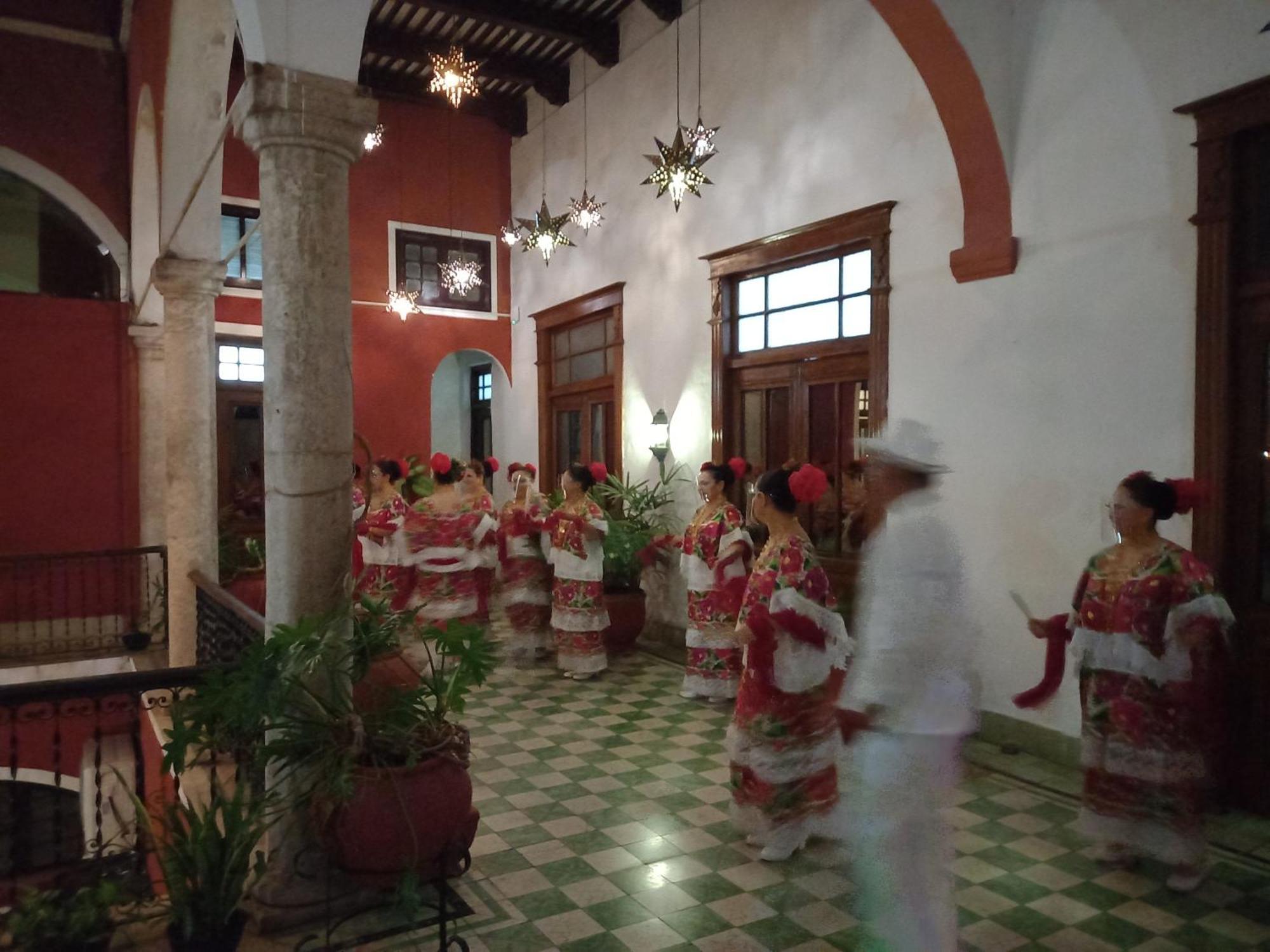 Hotel Reforma Merida Exterior photo