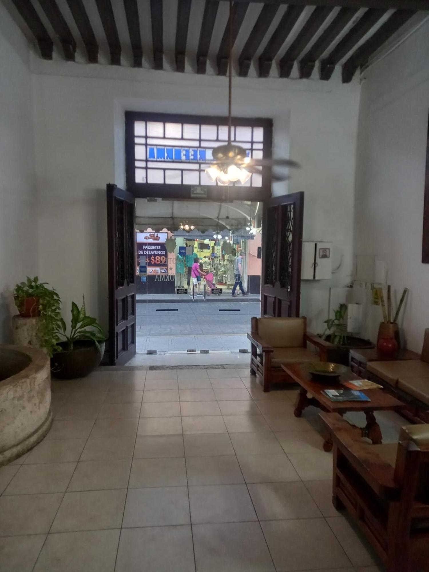 Hotel Reforma Merida Exterior photo
