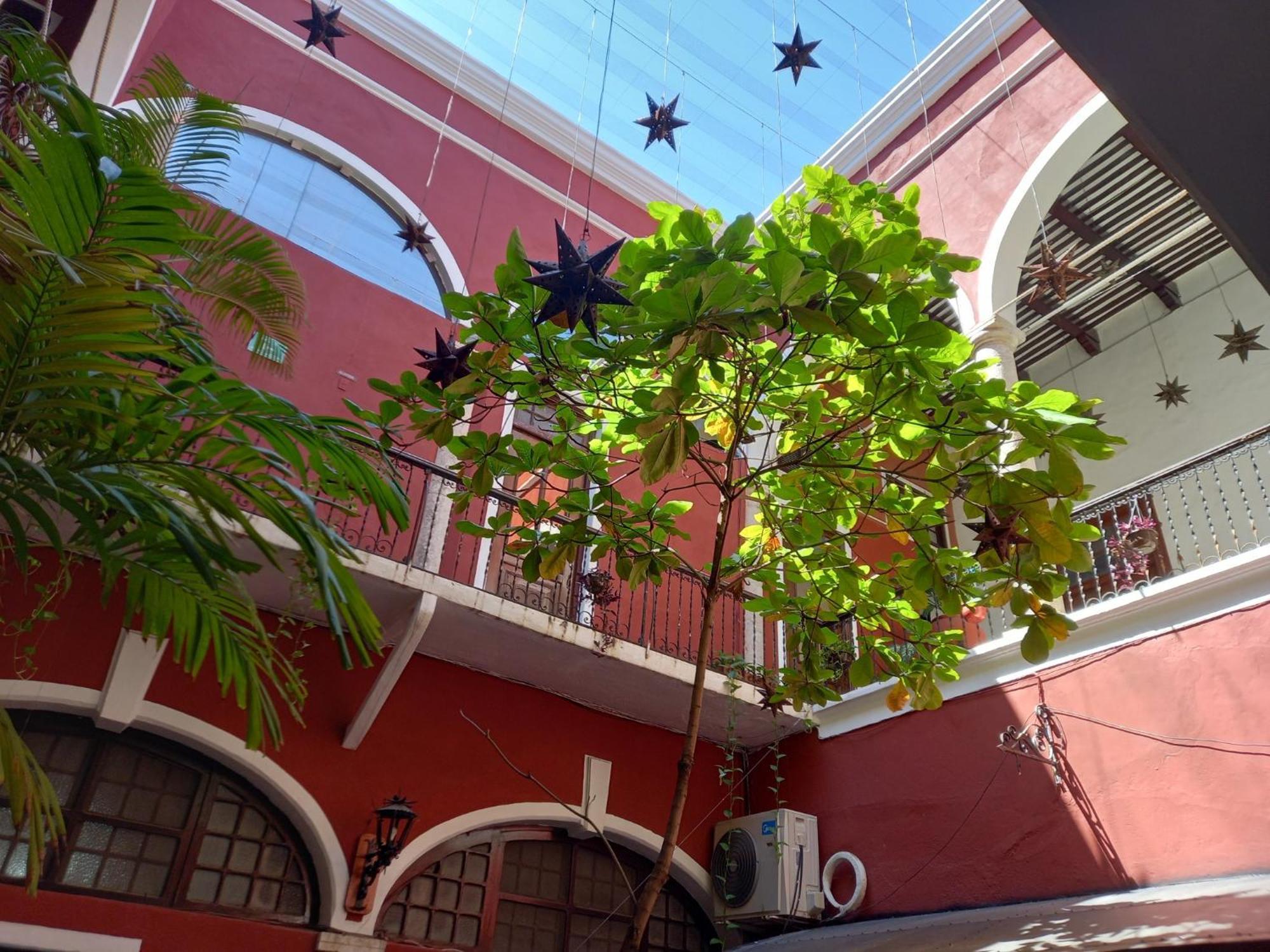 Hotel Reforma Merida Exterior photo